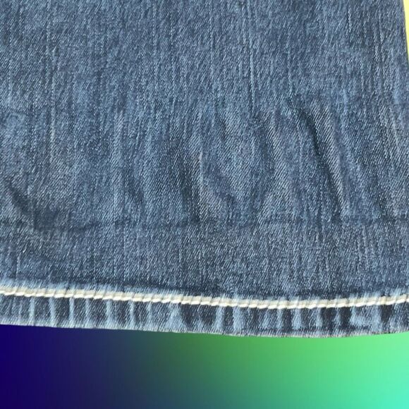 Maurice’s Embroidered Denim Cuffed Capri Jeans Size 5/6 #145 - Picture 3 of 6